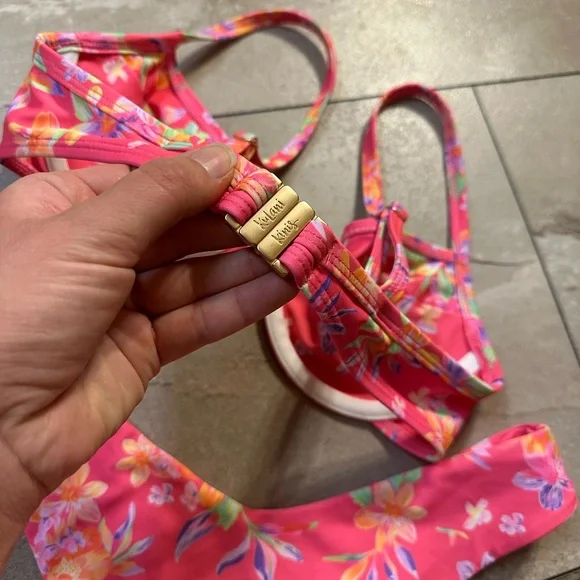 Kulani Kinis Bikini Set in Viva Dreama - Picture 5 of 6